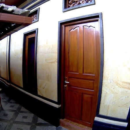 Indy House Otel Ubud Dış mekan fotoğraf